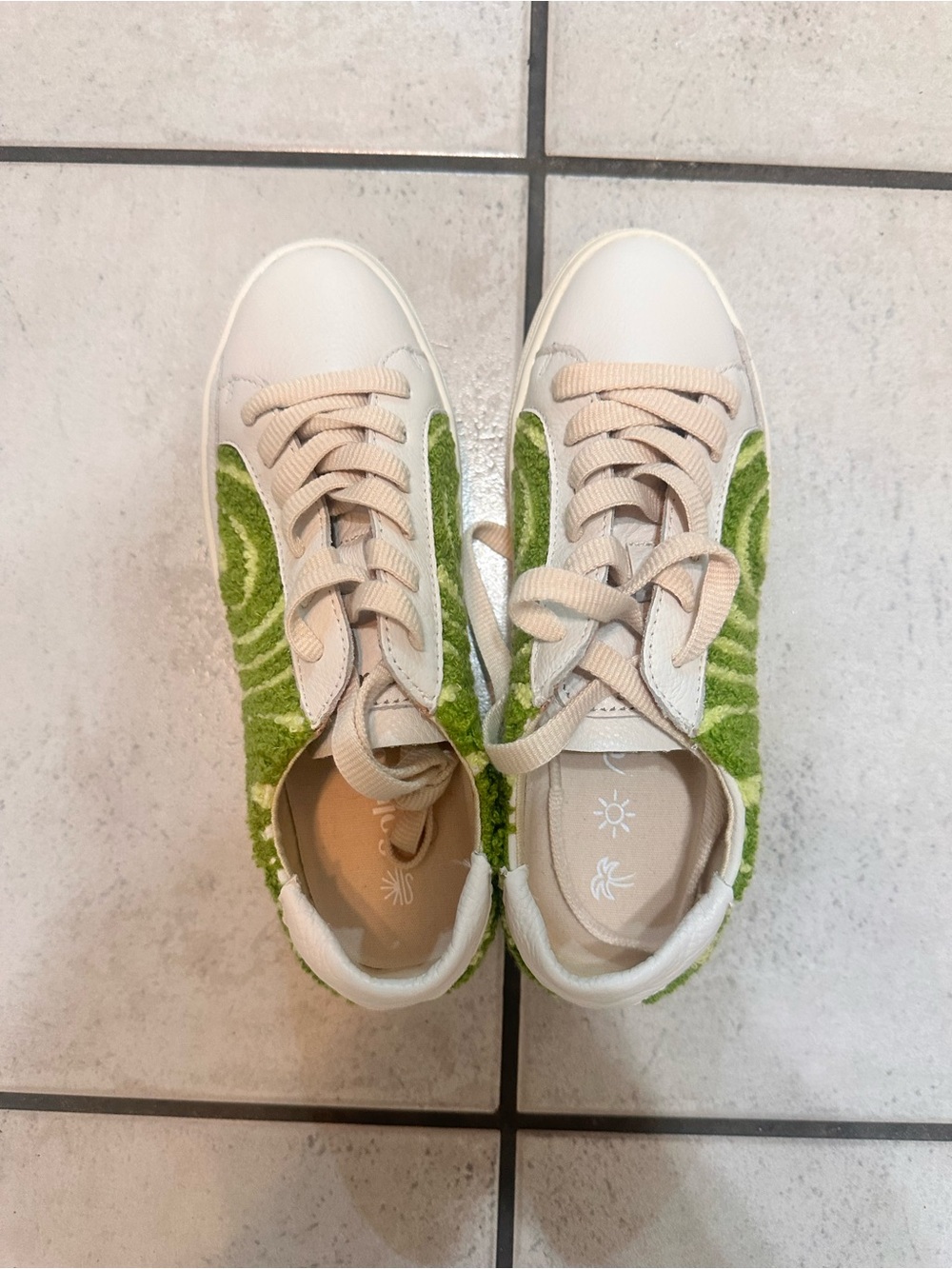 Soludos Ibiza Platform Psychedelic Spiral sneakers in Forest Green New Size 5 - Picture 2 of 10